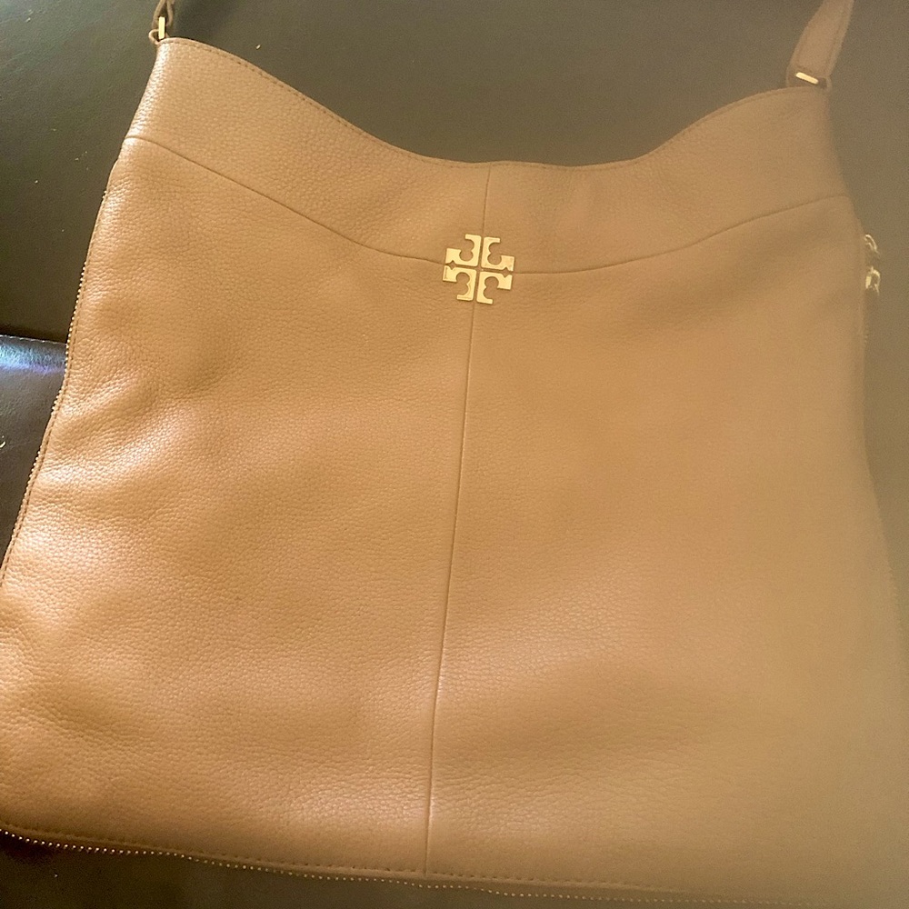 Classy Tory Burch Handbag excellent condition